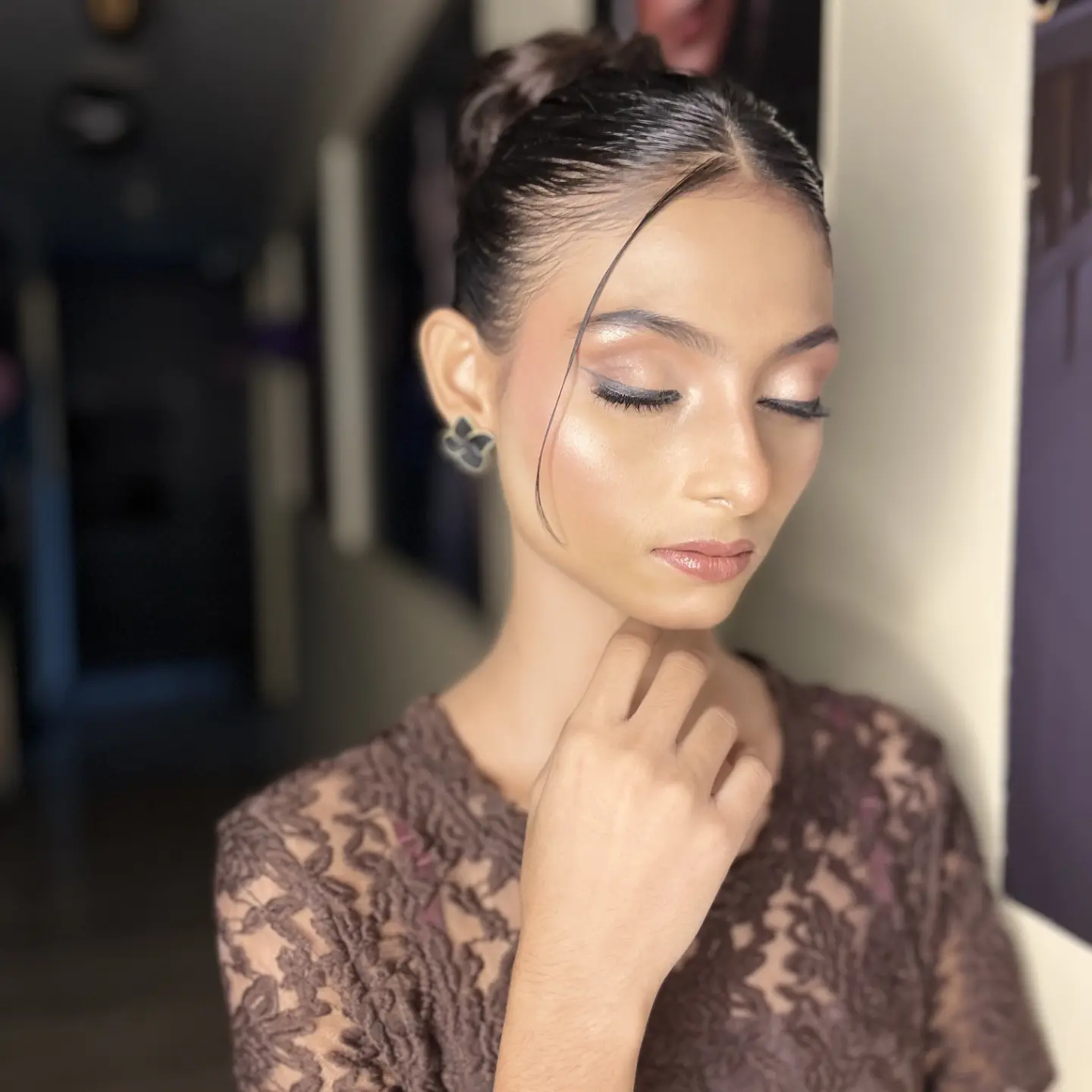 Dewy soft glam portrait — Patna