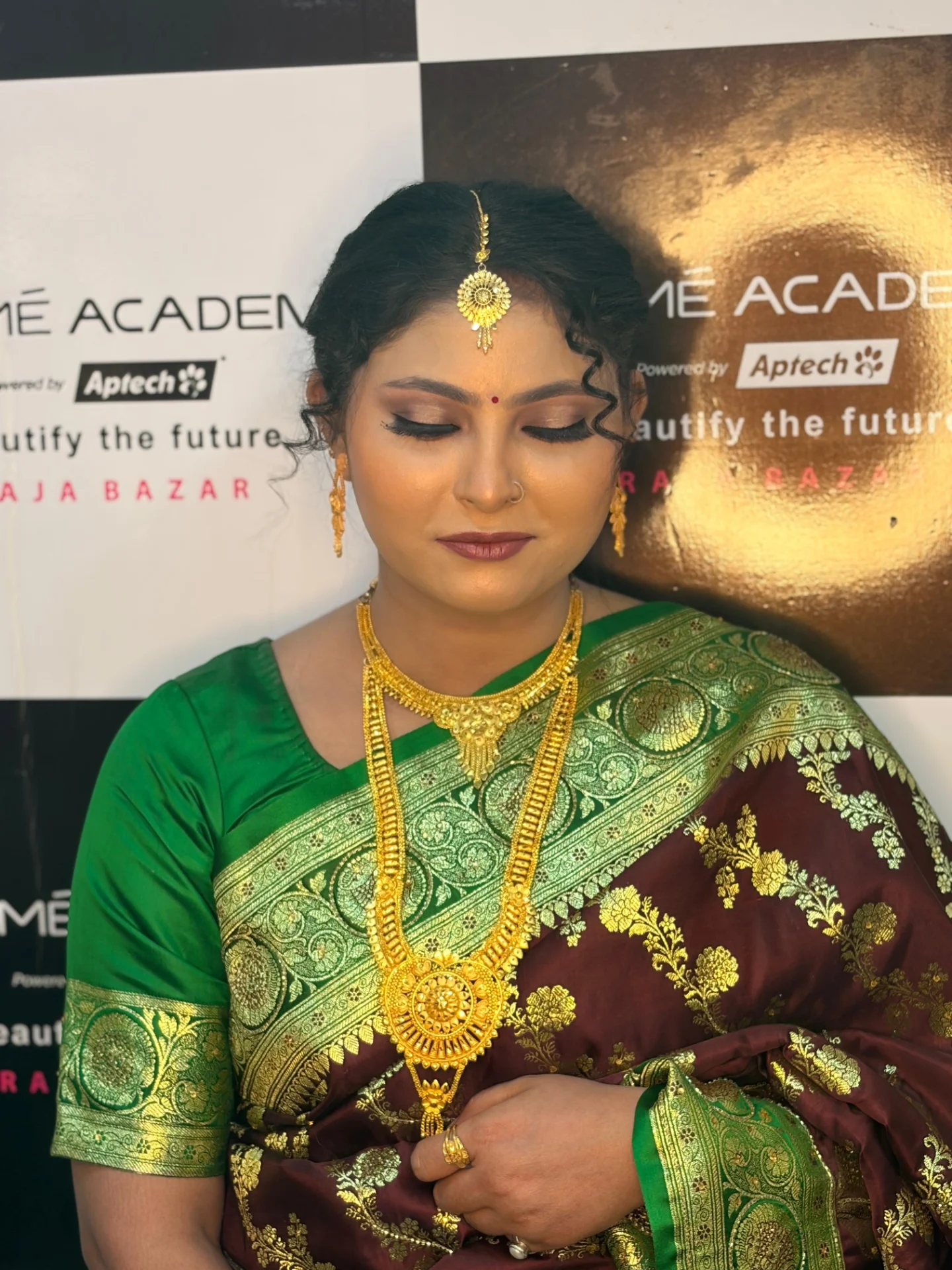 Green and maroon Banarasi bridal makeup — Patna