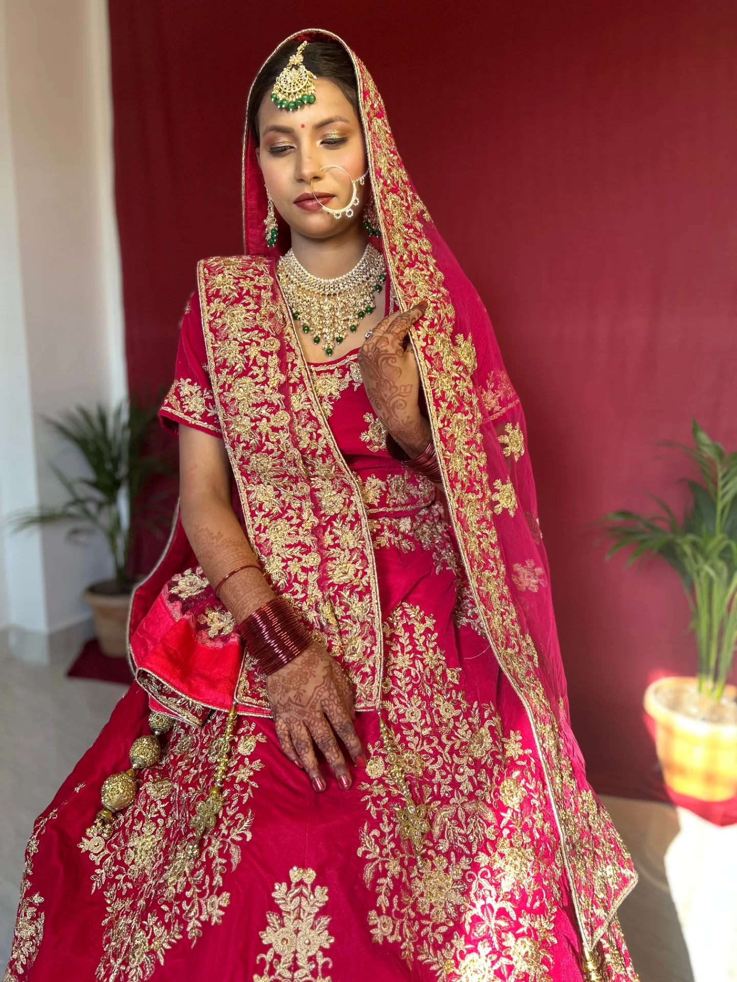 Red bridal side angle — Patna